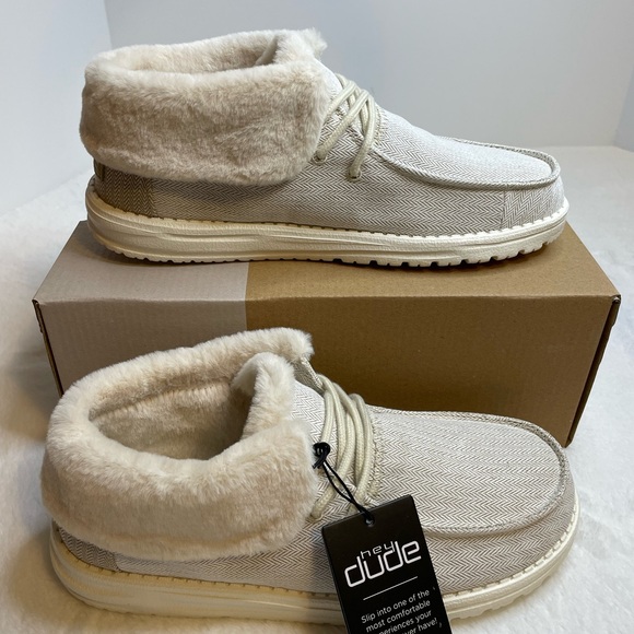 Hey Dude Shoes - Ladied Hey Dude Britt Booties Size 8